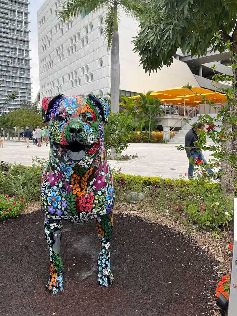 Fifty-Two Unique Sculptures Painted by Local Miami Artists