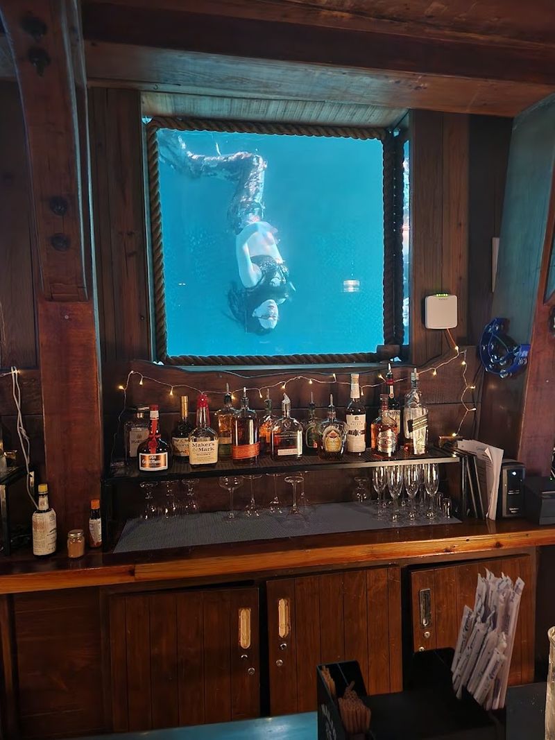 Cocktails With an Ocean View