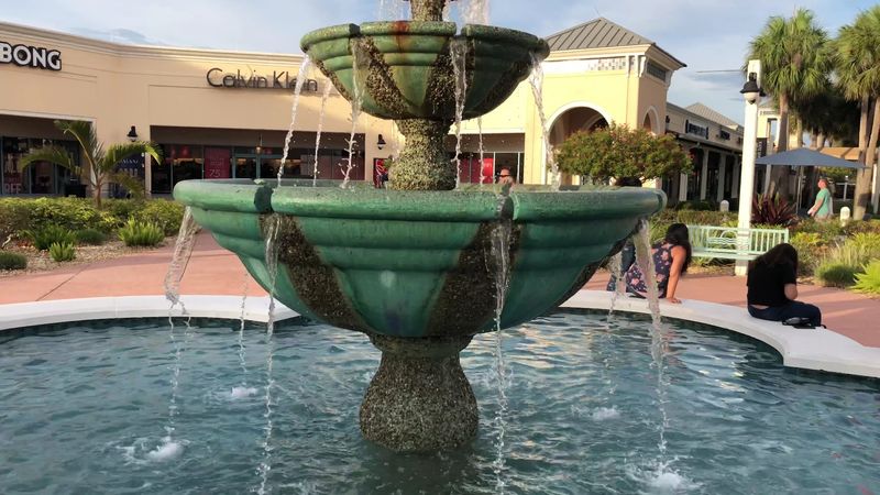 Weekday Shopping Without the Weekend Madness