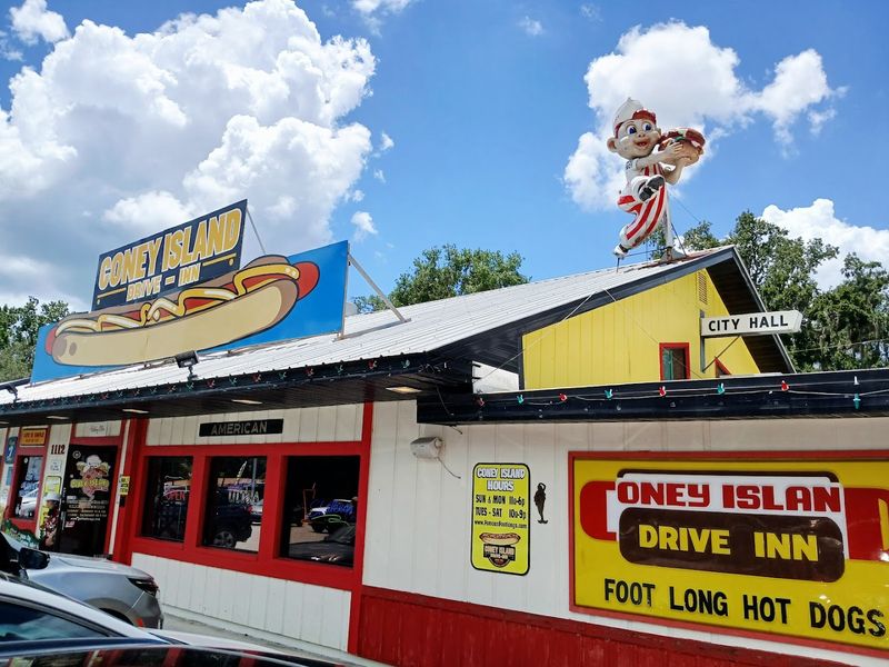 A Brooksville Institution That's Been Here For Decades