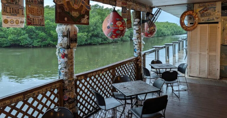 I’d Skip Every Trendy Restaurant in Florida for These 9 Tiny Local Spots