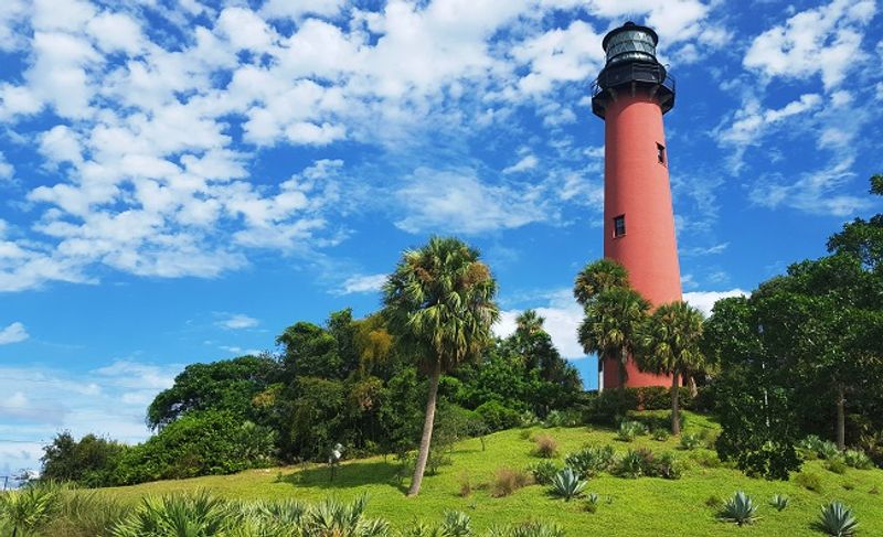 Jupiter Inlet Lighthouse Outstanding Natural Area – Jupiter