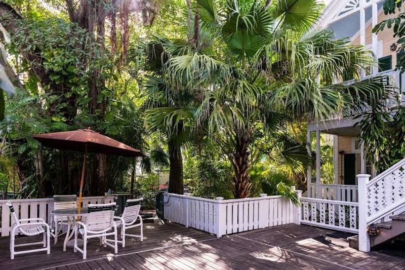 Duval House – Key West