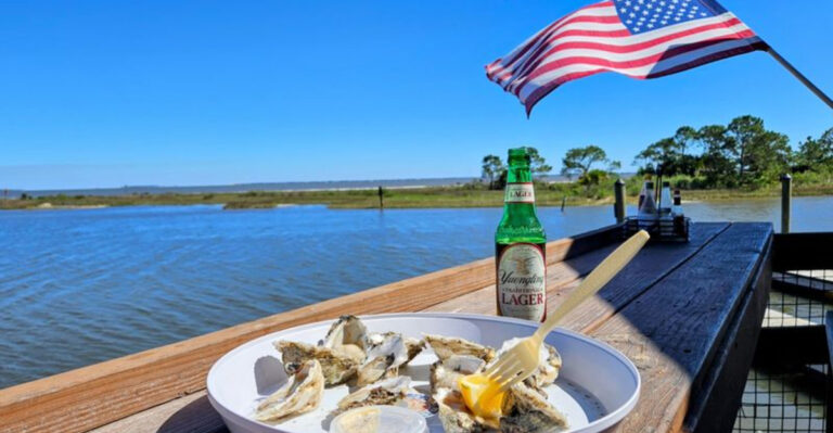 One Bite of These Oysters and You’ll Understand Why This Florida Shack Is Famous