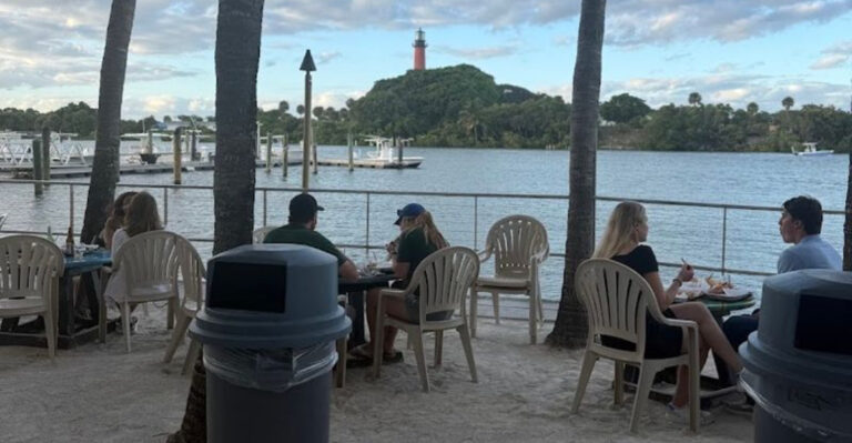 One Of Florida’s Most Unique Restaurants Starts The Beach Experience At Your Table
