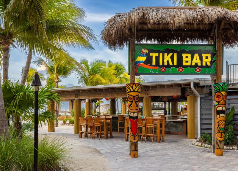 The Original Tiki Bar – Islamorada