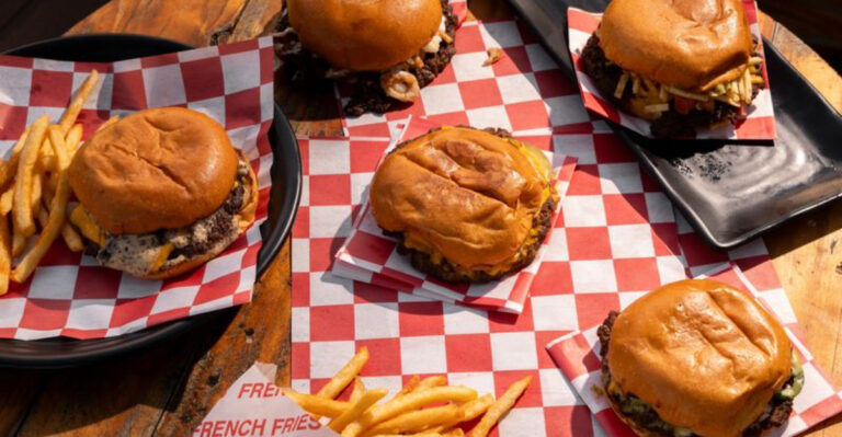 South Florida Has A Chicken Smash Burger, And Apparently It’s The Only One Around