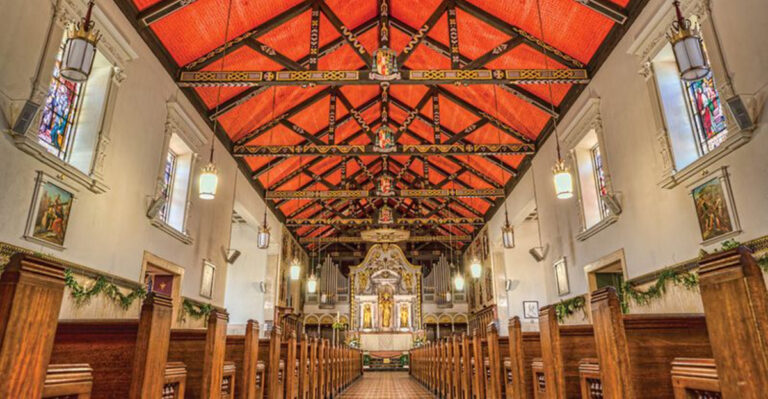 Stepping Inside This Peaceful Florida Church Feels Like Entering Heaven