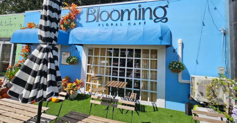 Tampa Has A $58 Floral Café Experience That Feels Made For A Girls’ Day Out
