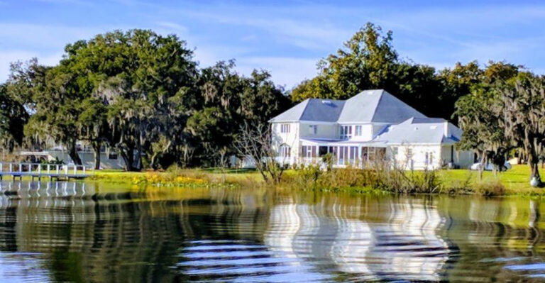 This Charming Florida Town Has Wildlife, Lakes, and a Scenic 47-Mile Bike Trail