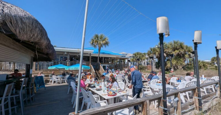 This Cozy Florida Seafood Spot Is Famous For Its Incredible Grouper Sandwich