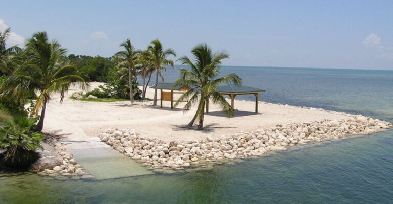 This Hidden Florida Keys Escape Has Water So Clear It Feels Unreal