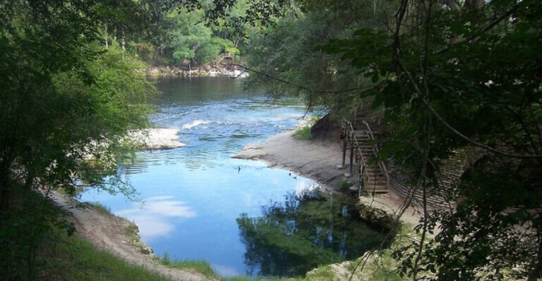 This Little-Known Florida State Park Has 72-Degree Water And Hardly Any Visitors