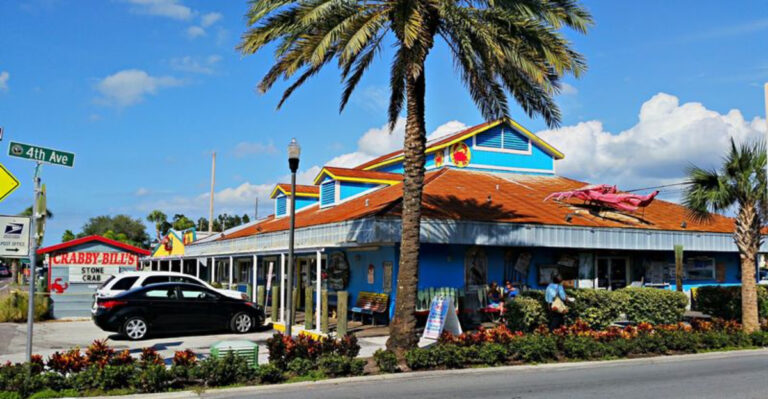 This Old-School Florida Seafood Restaurant Has Crab Legs Worth Every Mile Of The Drive