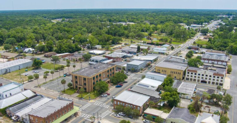 This Quiet Florida Town Is Shockingly Affordable With Rents Around $450
