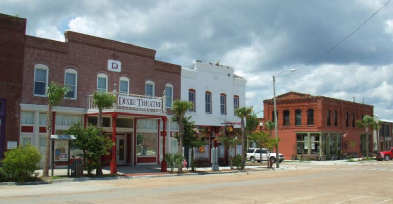 This Quiet Florida Town Might Be The State’s Best-Kept Retirement Secret