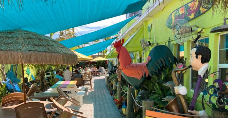 This Quirky Florida Café Has Visitors Coming From Every Corner of the State