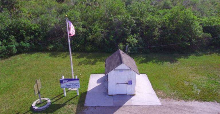 This Tiny Florida Post Office Has Been Serving Its Community Since 1953