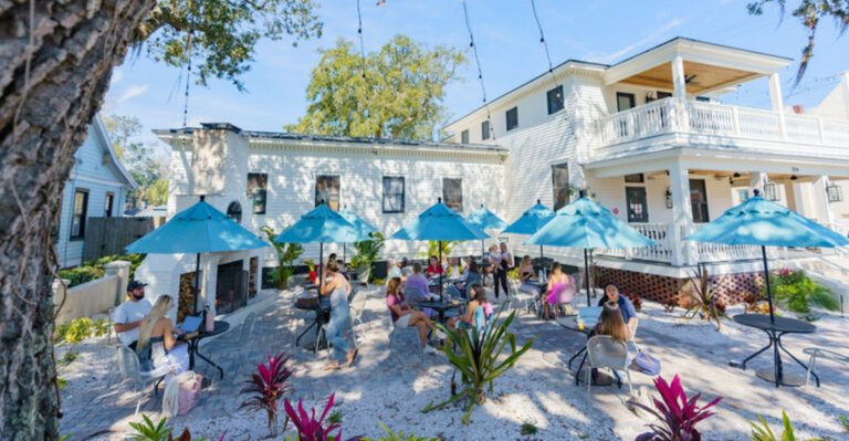 You’ll Fall In Love With The Cozy Atmosphere At This Charming Florida Café