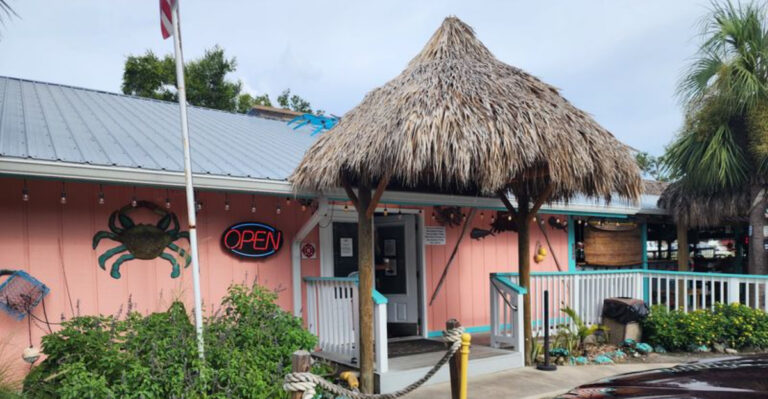 15 Remote Florida Restaurants That Are Absolutely Worth the Drive