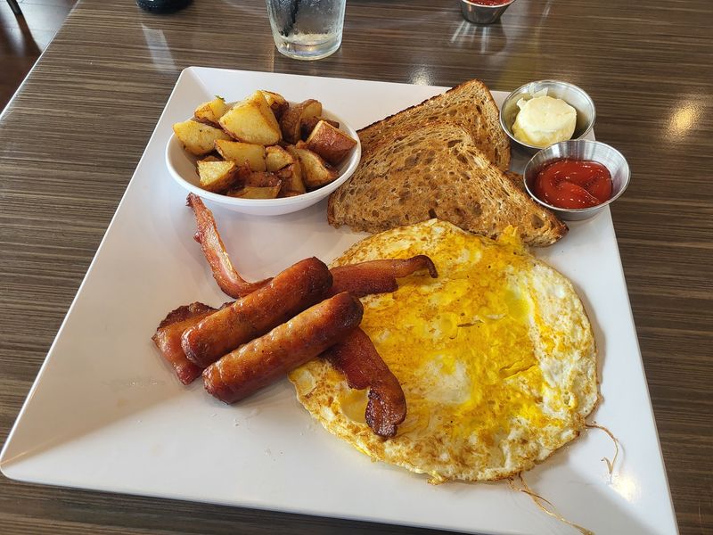 Chicken and Waffles That Bring Repeat Customers