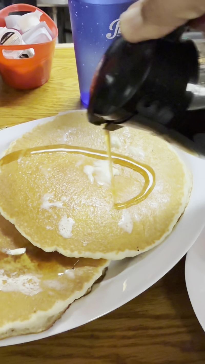 Cinnamon Roll Pancakes for Sweet Tooth Satisfaction