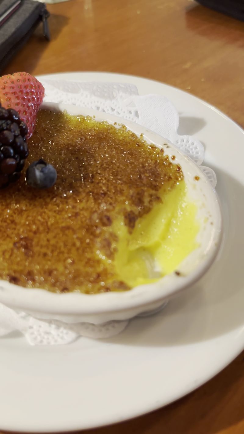 Desserts and Details That Complete the Experience