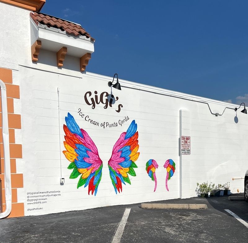 Downtown Punta Gorda Location With Its Own Parking Lot