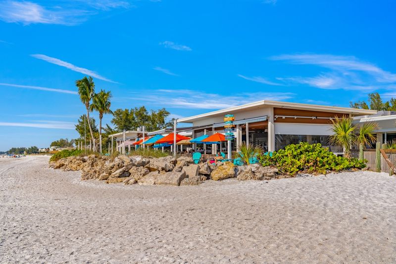 Beach House Waterfront Restaurant - Bradenton Beach