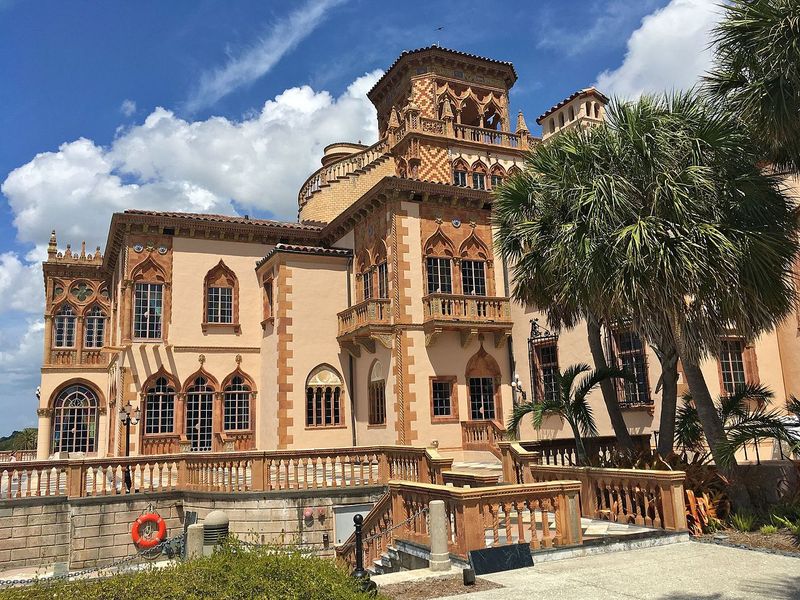 Guided Tours That Bring the History to Life