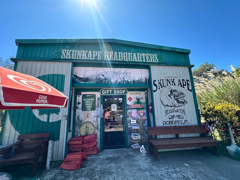 Gift Shop Packed With Everglades Character