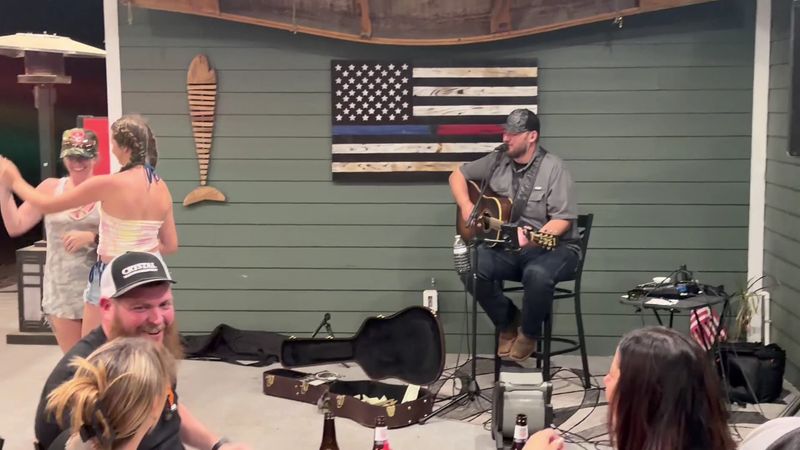 Live Music Saturdays Create the Perfect Atmosphere