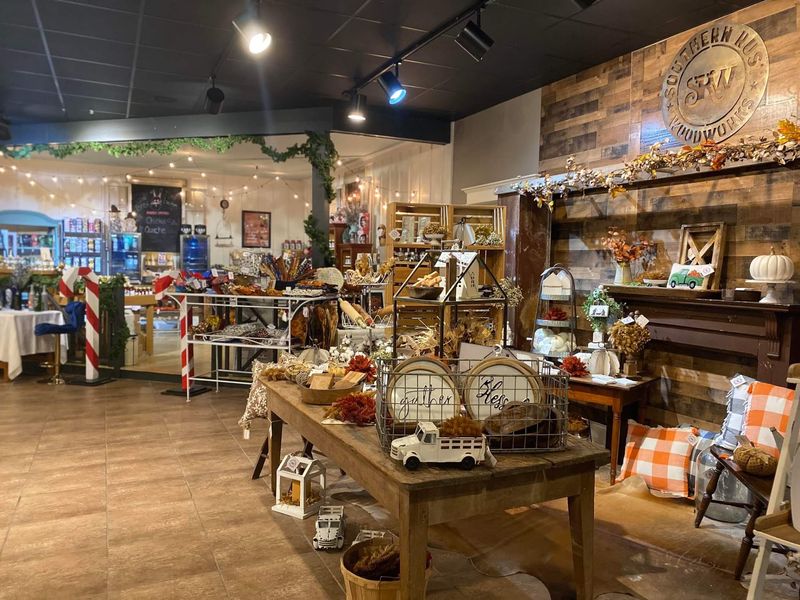Coffee Shop and Casual Refreshments