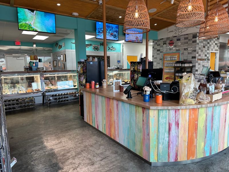 Poke Bowls That Bring Island Vibes to the Causeway