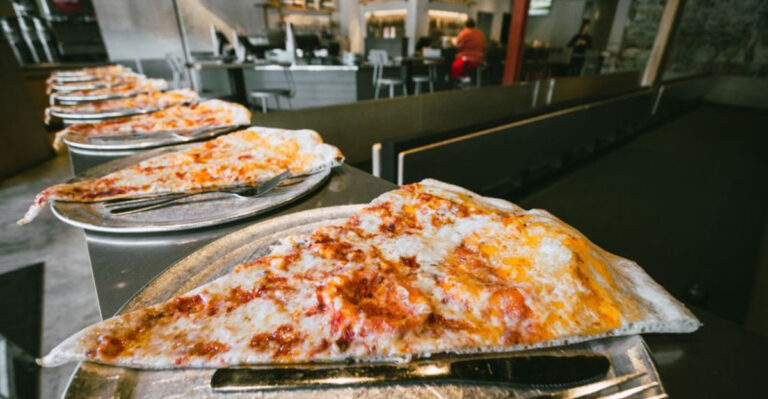 Don’t Judge These 13 Florida Pizza Joints By Their Looks – The Food Is Amazing