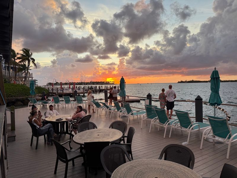 Sunset Tiki Bar – Key West