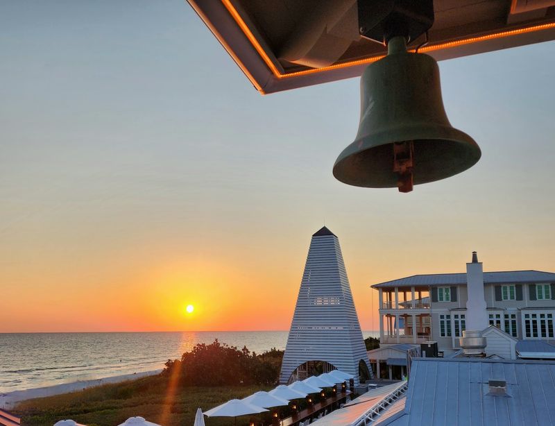 Bud & Alley's Waterfront Restaurant & Bar - Santa Rosa Beach