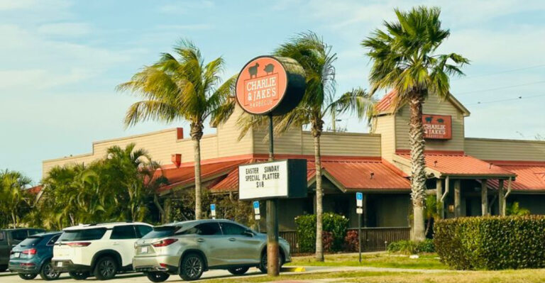 Locals Swear This Florida BBQ Joint Smokes Some Of The Best Ribs Around