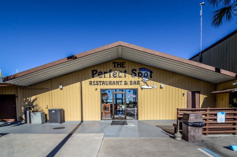 On-Site Restaurant and Amenities That Keep You Comfortable
