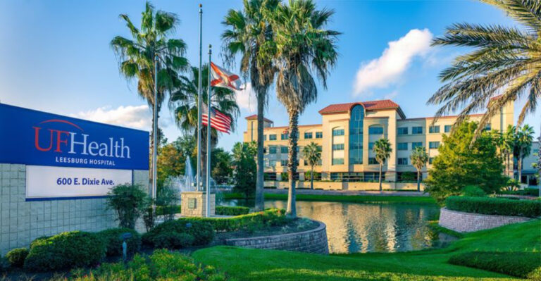 Retirees Are Discovering the Good Life Without the High Prices in This Florida Town