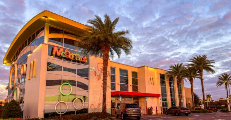 This 3-Story Florida McDonald’s Is Open 24/7 and Serves Pizza and Pasta