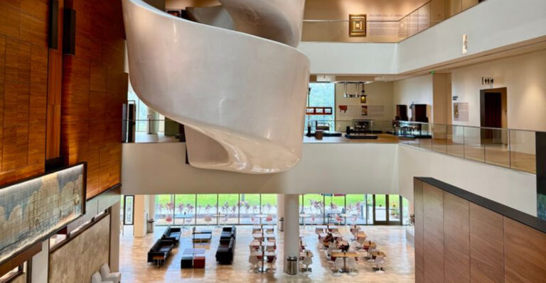 This $90 Million St. Petersburg, Florida Museum Celebrates the Incredible Art of Handmade Craft