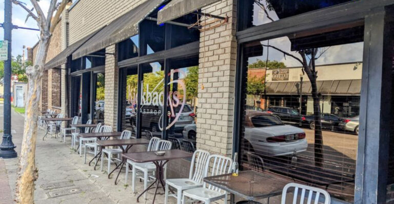 This Late-Night Jacksonville Diner Stays Packed Until Sunrise