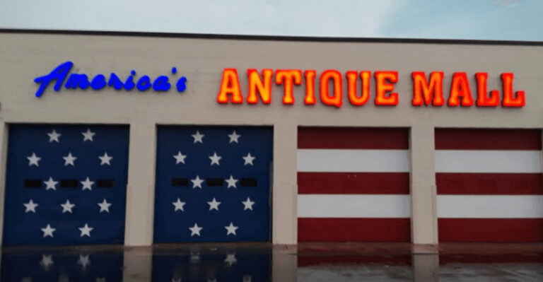 This Massive Florida Antique Store Is So Big, You Could Spend All Day Exploring