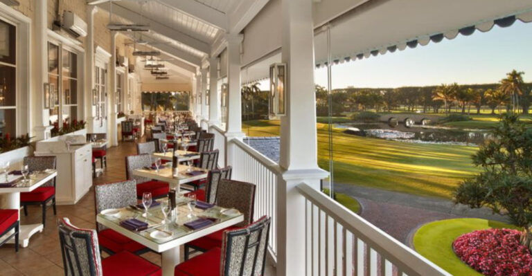 This Scenic Florida Steakhouse Belongs On Your 2026 Bucket List