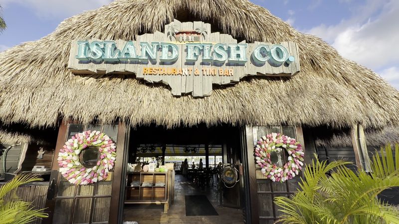 The Island Fish Co. Restaurant & Tiki Bar – Marathon