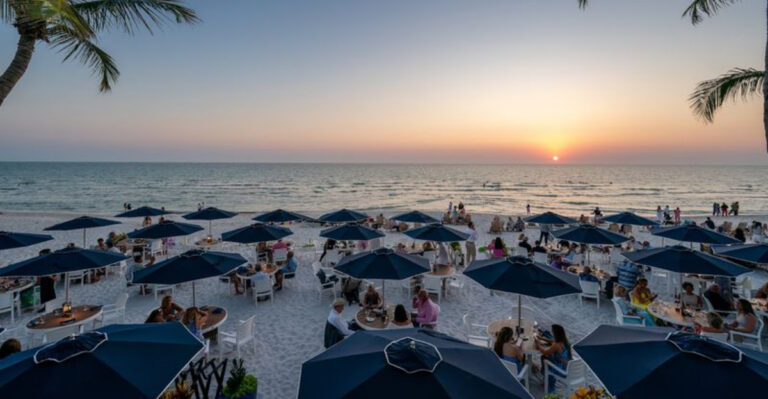 We Found 12 Florida Seaside Bistros Worth Leaving the Tourist Crowds Behind For