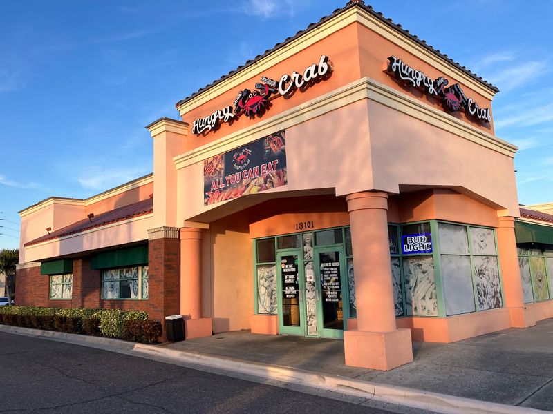 Hungry Crab Juicy Seafood & Bar All You Can Eat – Largo