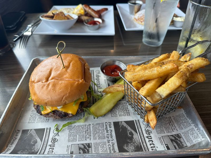 Lunch Options That Go Beyond Breakfast
