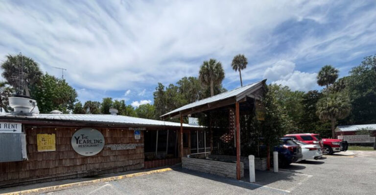 You Can’t Call It a Florida Road Trip Until You’ve Visited This Unique Diner